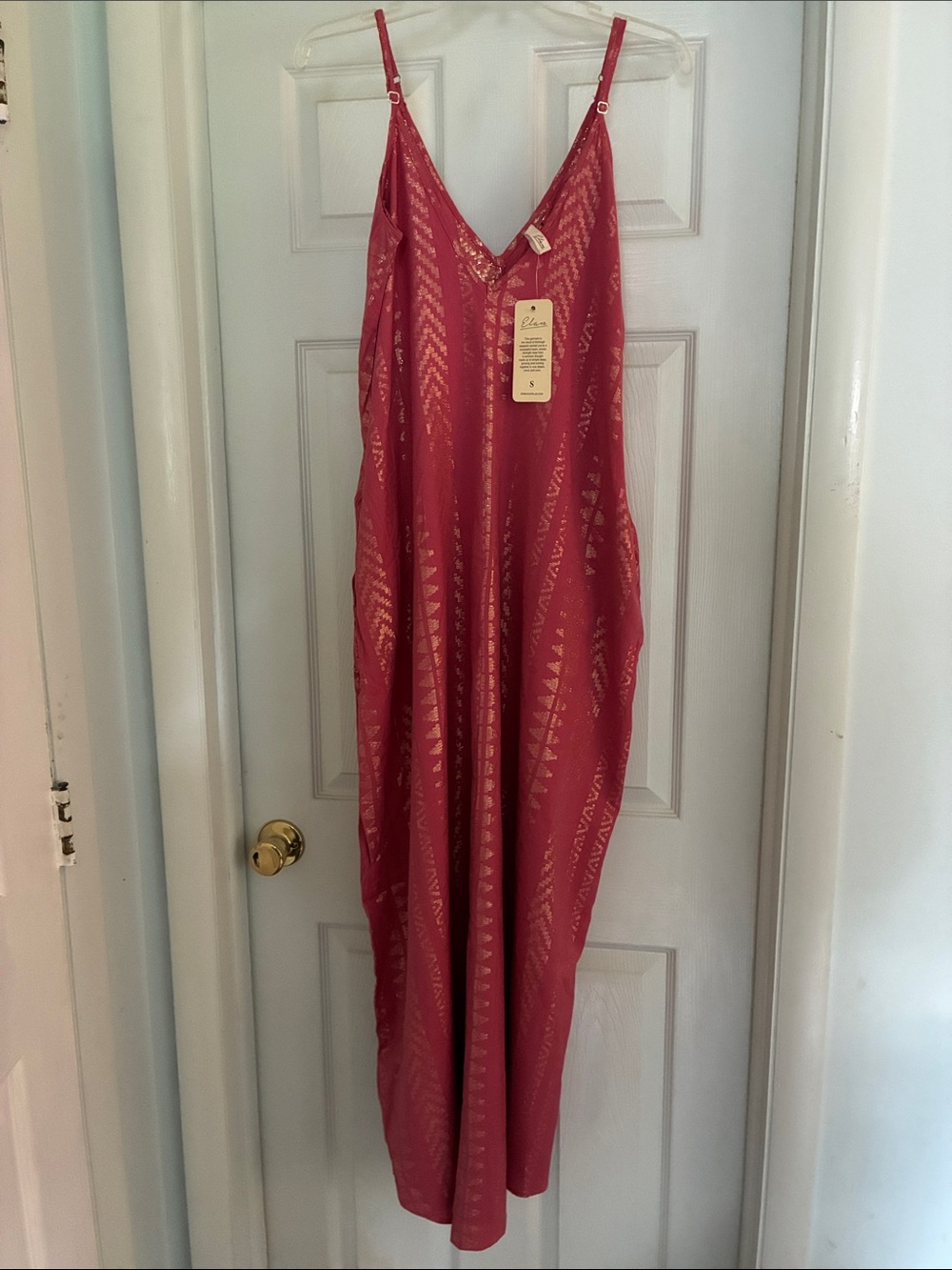 Elan Metallic Chevron V-Neck Dress in Red Pink Size S